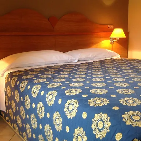 Hotell Trattoria Contini