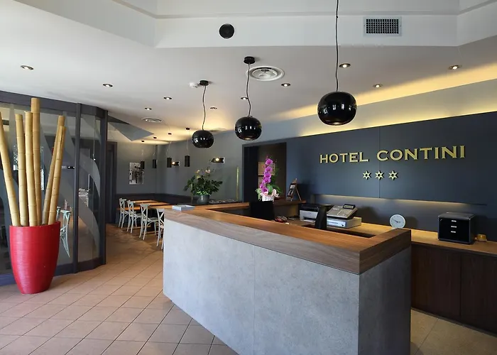 Trattoria Contini Hotel 3*